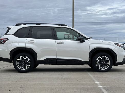 New 2025 Subaru Forester Premium w/ Convenience Package #1 image 2