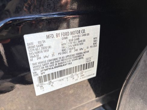 Used 2024 Ford Edge SEL AWD/4WD image 30