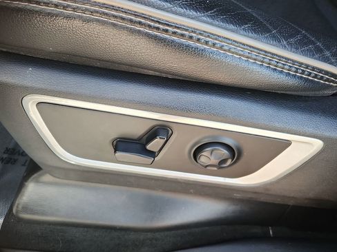 Used 2020 RAM 1500 Laramie AWD/4WD image 8