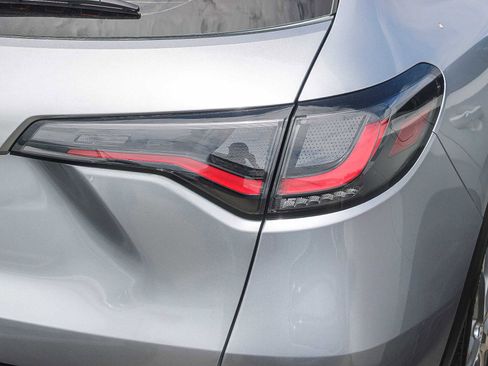 Used 2025 Honda HR-V LX image 15