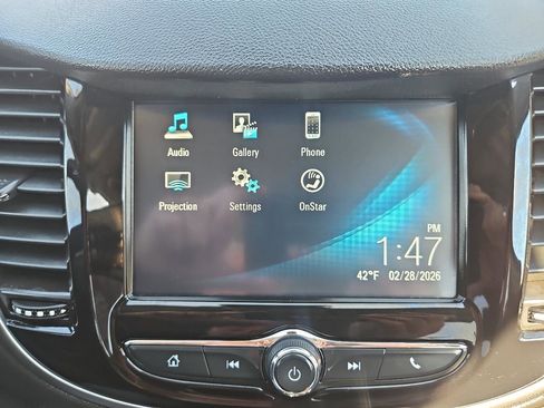 Used 2017 Chevrolet Trax LT w/ LT Convenience Package image 29