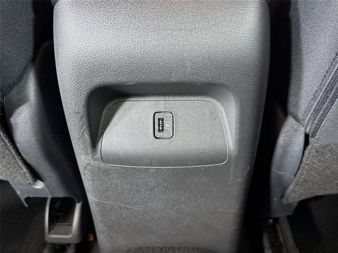 Used 2024 Nissan Sentra SV FWD image 23