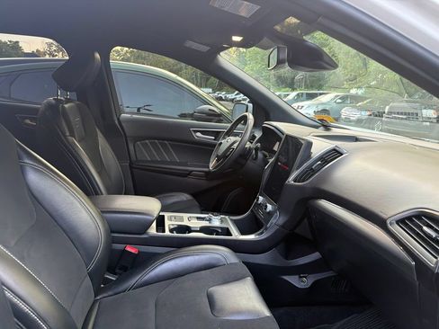 Used 2022 Ford Edge ST AWD/4WD image 5