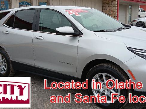 Used 2022 Chevrolet Equinox LT image 1