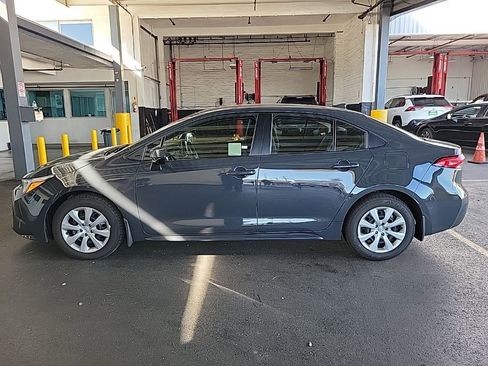 Used 2026 Toyota Corolla LE image 4