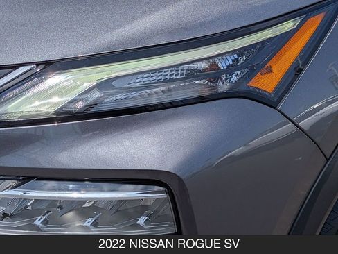 Used 2022 Nissan Rogue SV w/ SV Premium Package FWD image 10