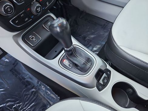 Used 2020 Jeep Compass Latitude image 18