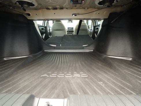 Used 2025 Honda Accord SE image 27