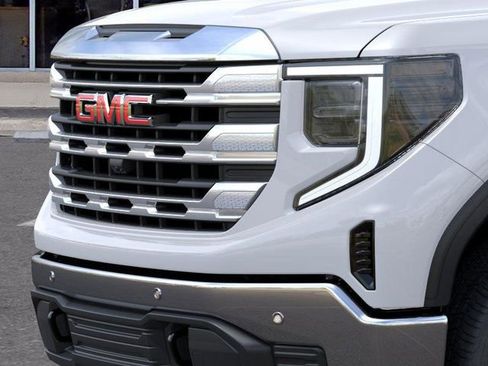 New 2026 GMC Sierra 1500 SLE AWD/4WD image 13