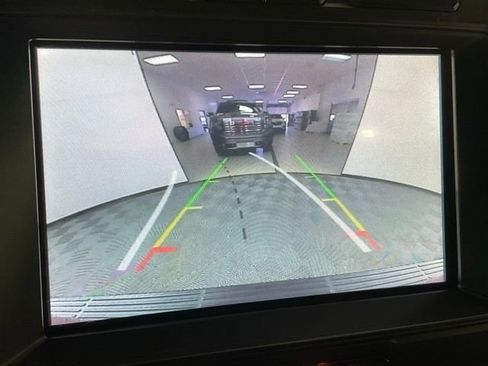 Used 2020 Ford Expedition Limited image 11