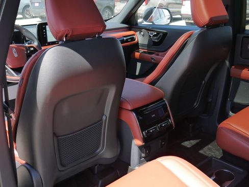 Used 2025 Lincoln Aviator Reserve w/ Illumination Package RWD image 28