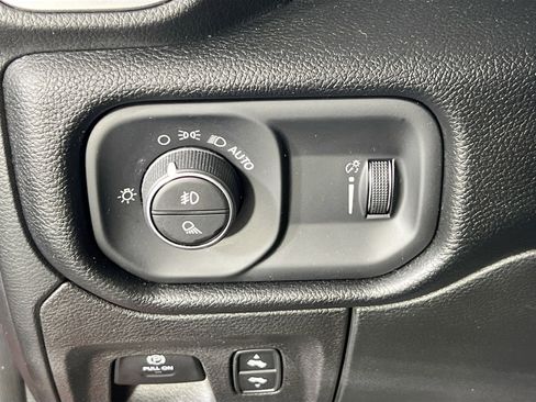 Used 2022 RAM 1500 Big Horn image 10