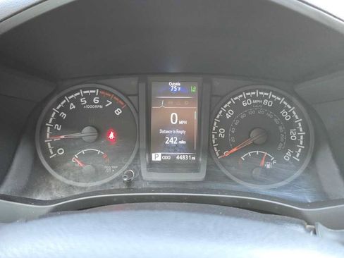 Used 2022 Toyota Tacoma SR AWD/4WD image 7