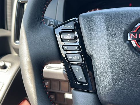 New 2026 Nissan Frontier PRO-4X w/ Pro-4x Convenience Package image 17