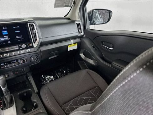 Used 2026 Nissan Frontier SV w/ SV Convenience Package RWD image 23