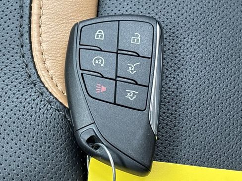 Used 2023 GMC Yukon AT4 image 47