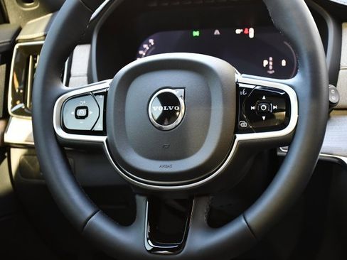 New 2026 Volvo XC90 B6 Plus image 21