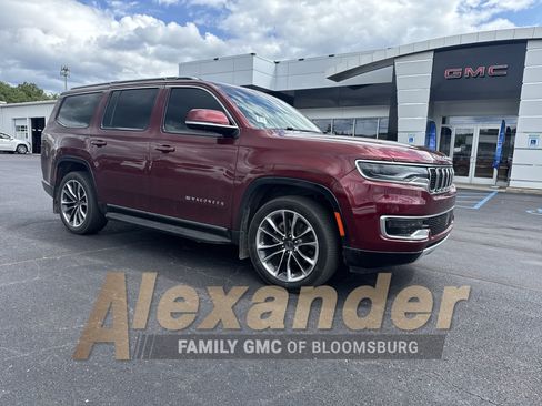 Used 2022 Jeep Wagoneer Series II w/ Premium Group I AWD/4WD image 1