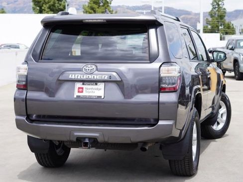 Used 2023 Toyota 4Runner SR5 Premium w/ Moonroof Package RWD image 7