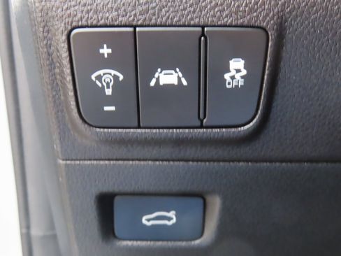 Used 2023 Kia K5 GT-Line w/ GT-Line Premium Package image 13