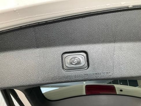 Used 2019 Ford Explorer Platinum AWD/4WD image 19