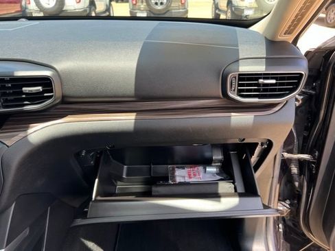 Used 2020 Ford Explorer Limited RWD image 43