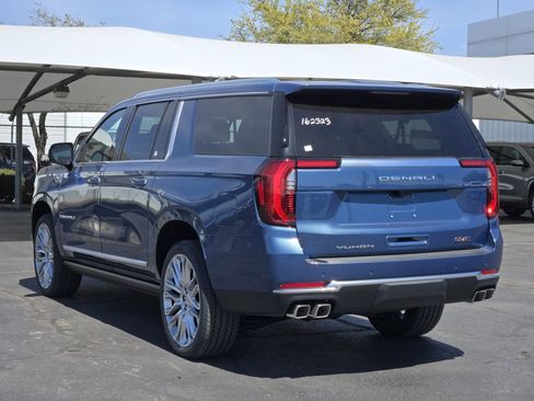 New 2026 GMC Yukon XL Denali w/ Denali Reserve Package image 3
