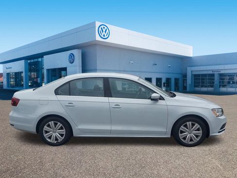 Used 2017 Volkswagen Jetta S FWD image 8