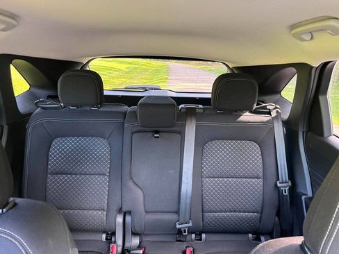Used 2023 Ford Escape Active w/ Tech Pack #1 AWD/4WD image 17
