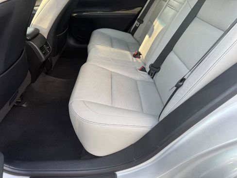 Used 2013 Lexus ES 350 w/ Luxury Pkg FWD image 39