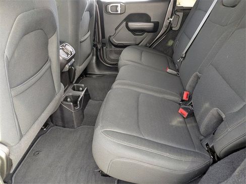 Used 2020 Jeep Wrangler Unlimited Sport image 15