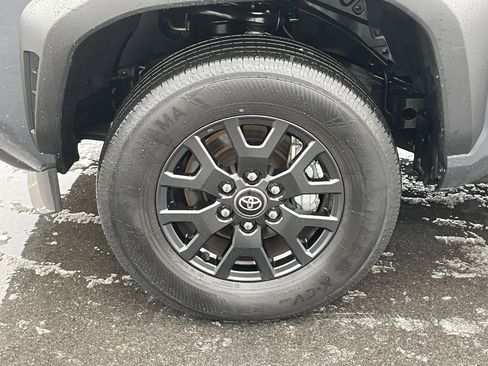 Used 2025 Toyota 4Runner SR5 image 11