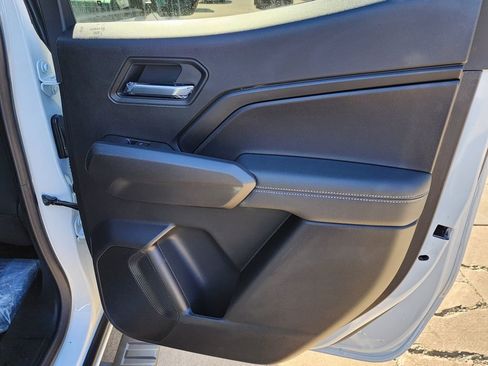 New 2026 GMC Canyon Elevation w/ Convenience Package image 40