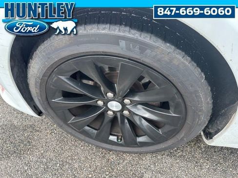 Used 2020 Tesla Model S Long Range image 8