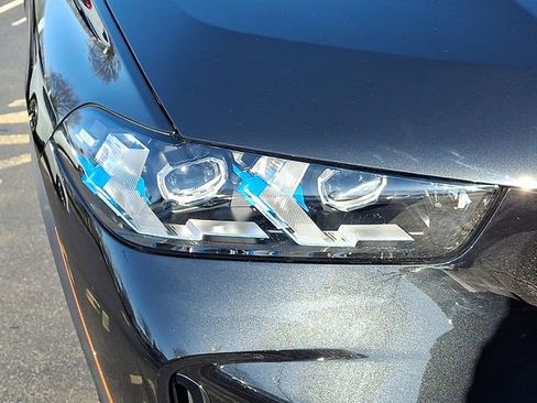Used 2025 BMW X5 xDrive50e w/ Climate Comfort Package image 9