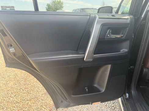 Used 2018 Toyota 4Runner Limited AWD/4WD image 24