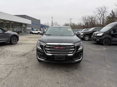 Used 2023 GMC Terrain SLT image 4