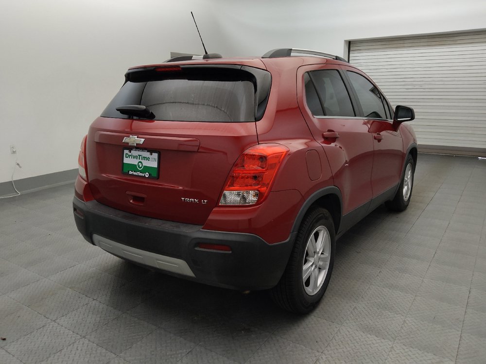 Used 2015 Chevrolet Trax LT w/ LT Sun and Sound Package FWD image 9