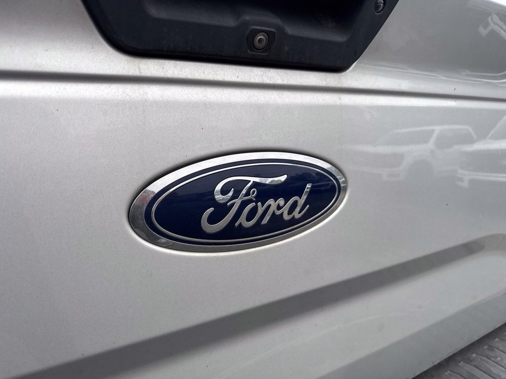 Used 2016 Ford F150 XLT w/ Equipment Group 302A Luxury AWD/4WD image 44