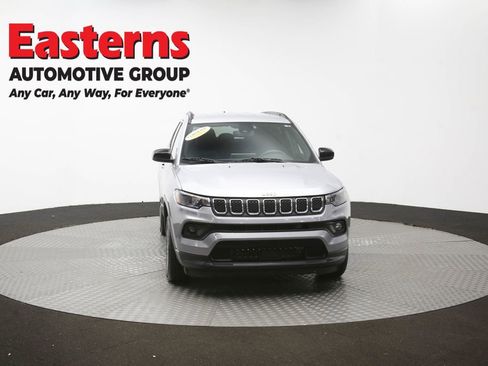 Used 2024 Jeep Compass Latitude AWD/4WD image 48