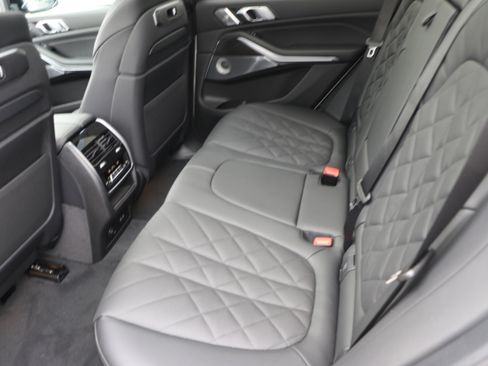 New 2026 BMW X5 M60i image 35