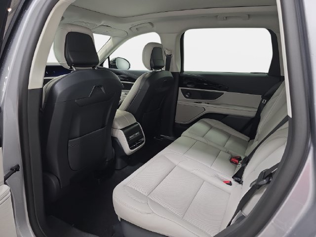 New 2026 Lincoln Nautilus Premier w/ Equipment Group 102A AWD/4WD image 10