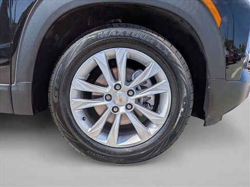 Used 2021 Chevrolet TrailBlazer LS FWD image 22