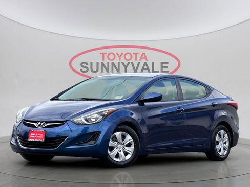 Used 2016 Hyundai Elantra SE image 1