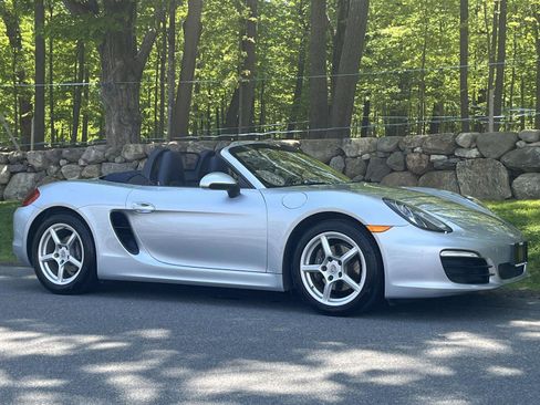 Used 2015 Porsche Boxster RWD image 32