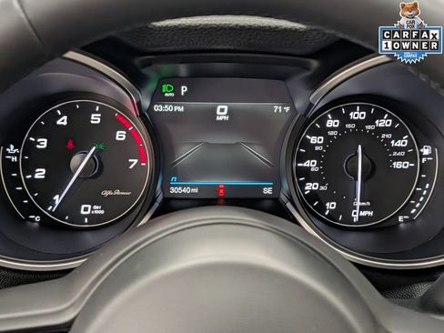 Used 2023 Alfa Romeo Stelvio Ti AWD/4WD image 16