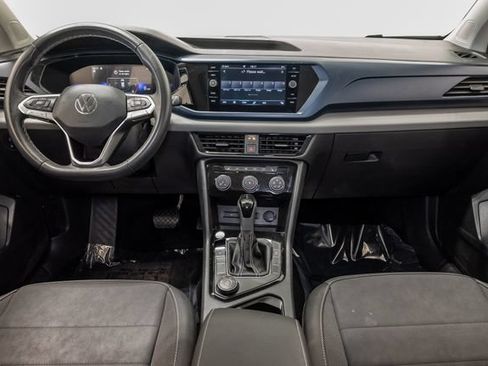 Used 2023 Volkswagen Taos SE w/ Panoramic Sunroof Package AWD/4WD image 29