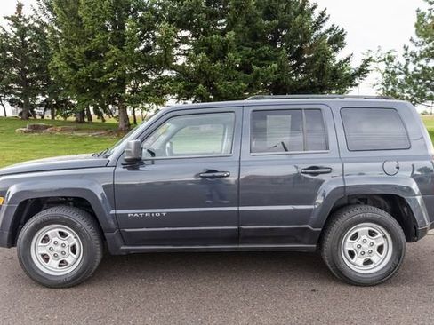 Used 2014 Jeep Patriot Sport AWD/4WD image 8