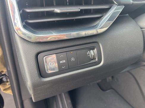 New 2026 GMC Acadia Elevation w/ Elevation Premium Package FWD image 10