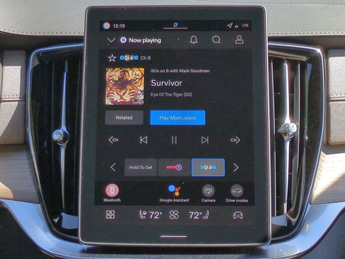 New 2026 Volvo XC90 B6 Plus w/ Protection Package Premier image 14